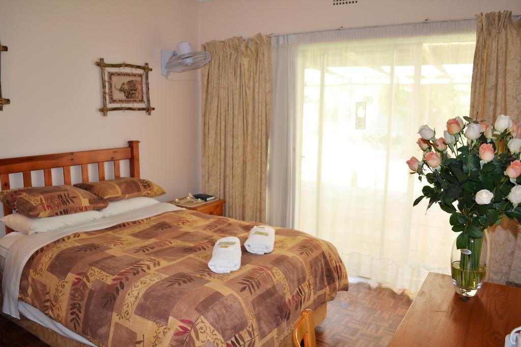 Dove'S Nest Guest House Kempton Park Exterior foto