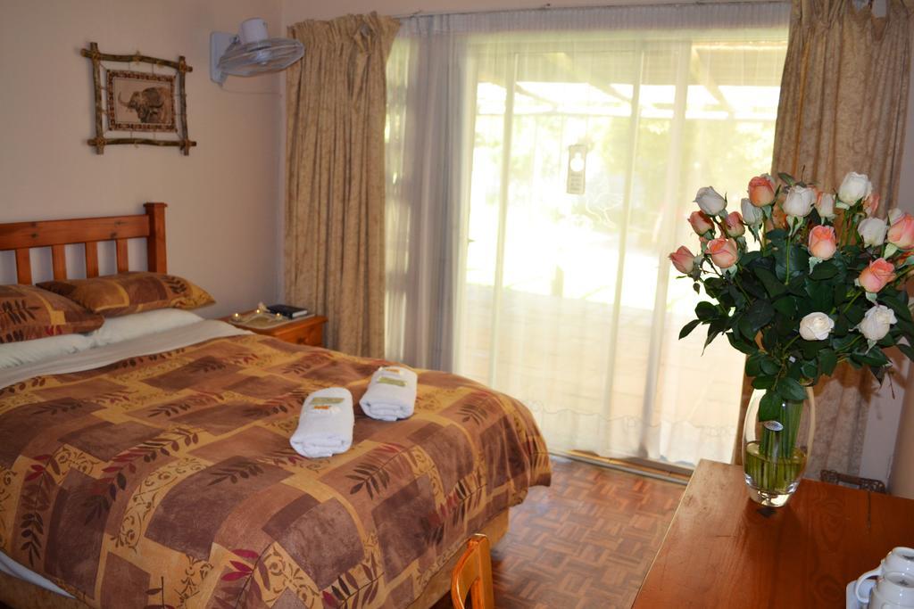 Dove'S Nest Guest House Kempton Park Exterior foto