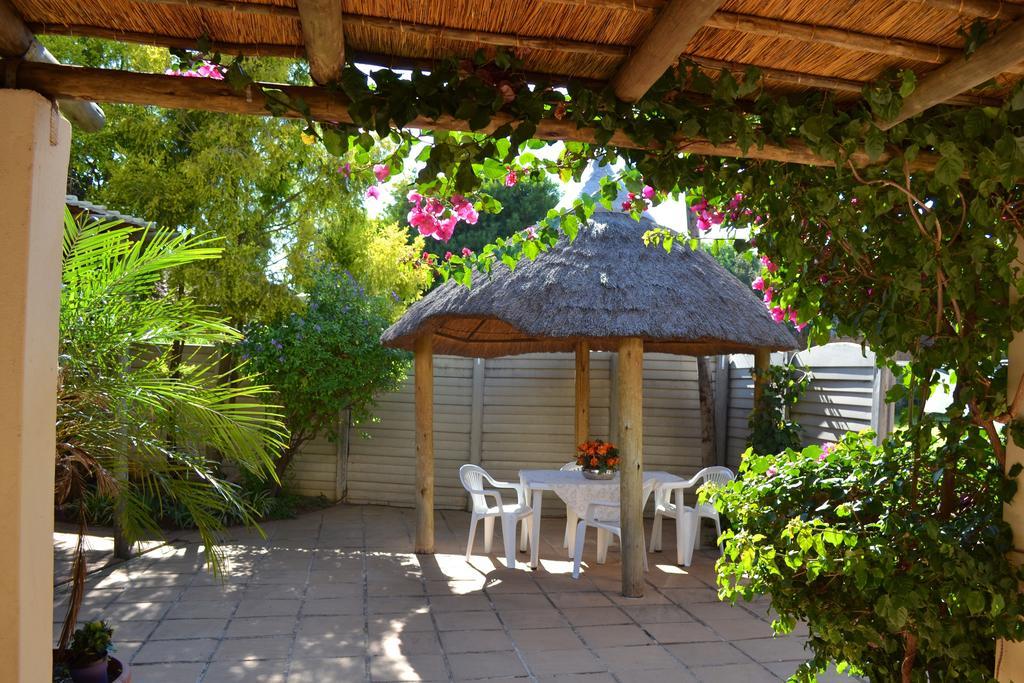 Dove'S Nest Guest House Kempton Park Exterior foto