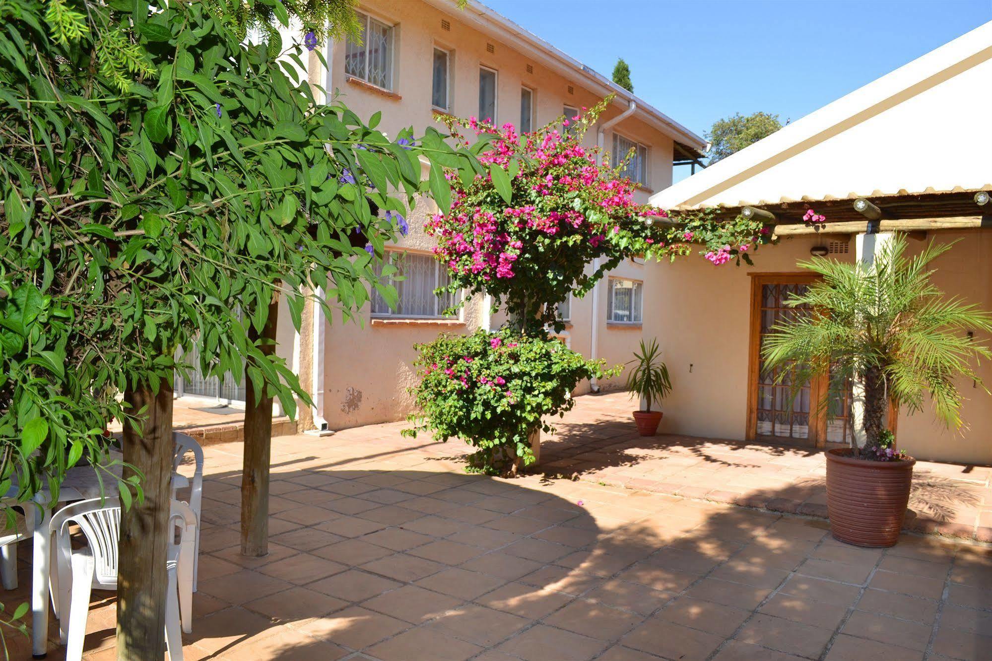 Dove'S Nest Guest House Kempton Park Exterior foto